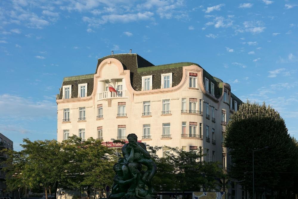 Le Grand Hotel Валансьєнн Екстер'єр фото